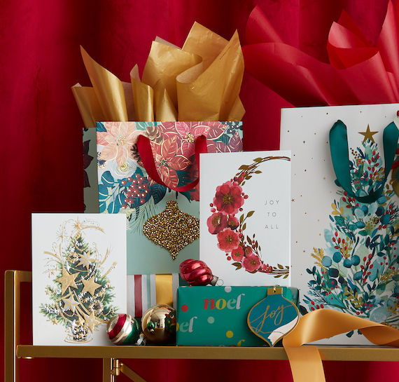 O Quarterly Photo of Papyrus Holiday Products